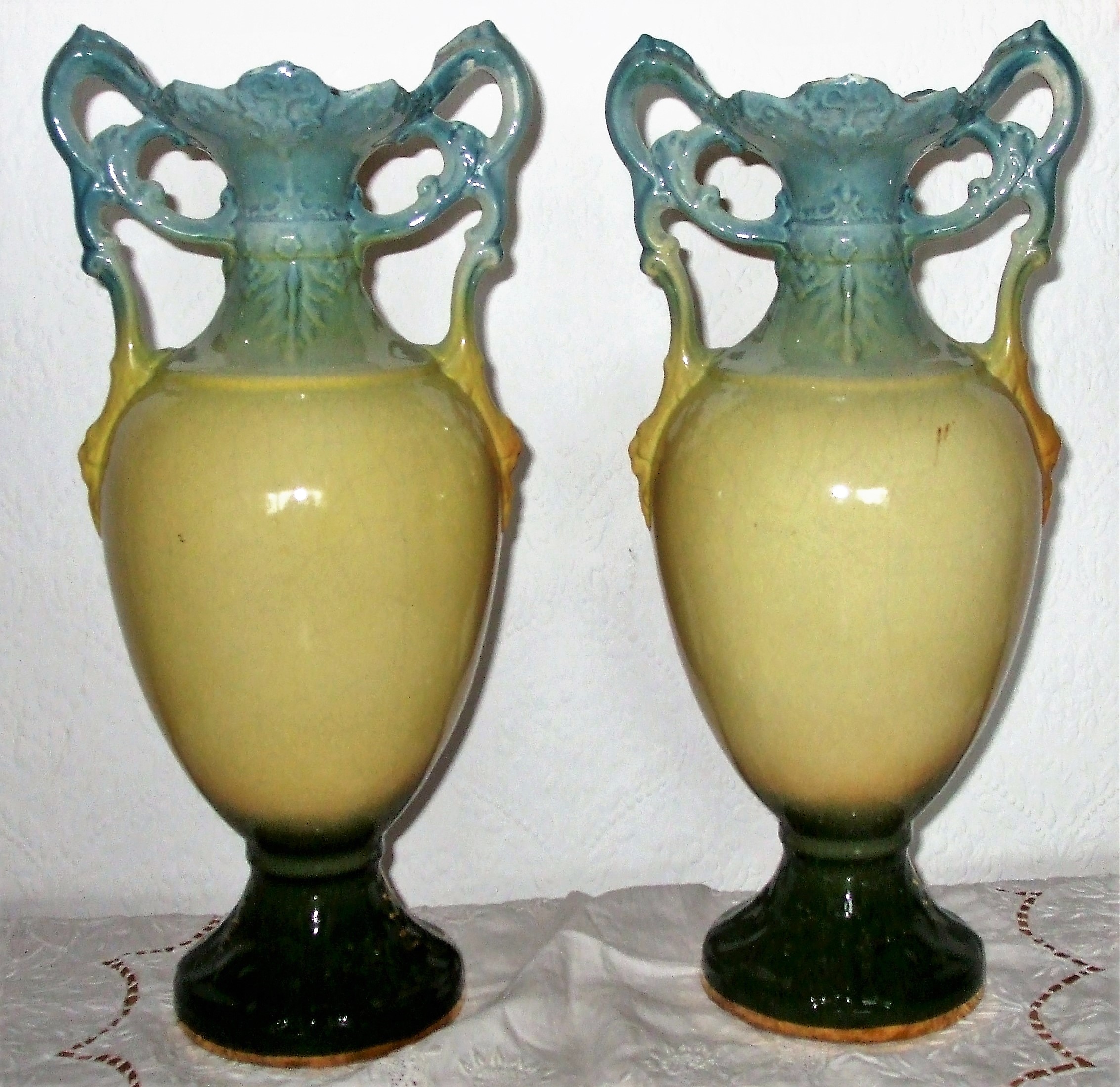 Pair of Antique English Edwardian Royal Vienna Vases ~ A.G. Harley Jones - Image 2